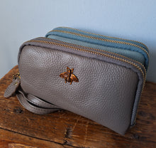 Load image into Gallery viewer, Leather Bee Purse - Available in more colours.
