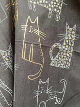 Load and play video in Gallery viewer, The Cats Whiskers Scarf
