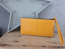 Load image into Gallery viewer, Clutch Bag - Available in more colours
