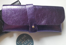 Load image into Gallery viewer, Glasses case - Leather - Available in more colours
